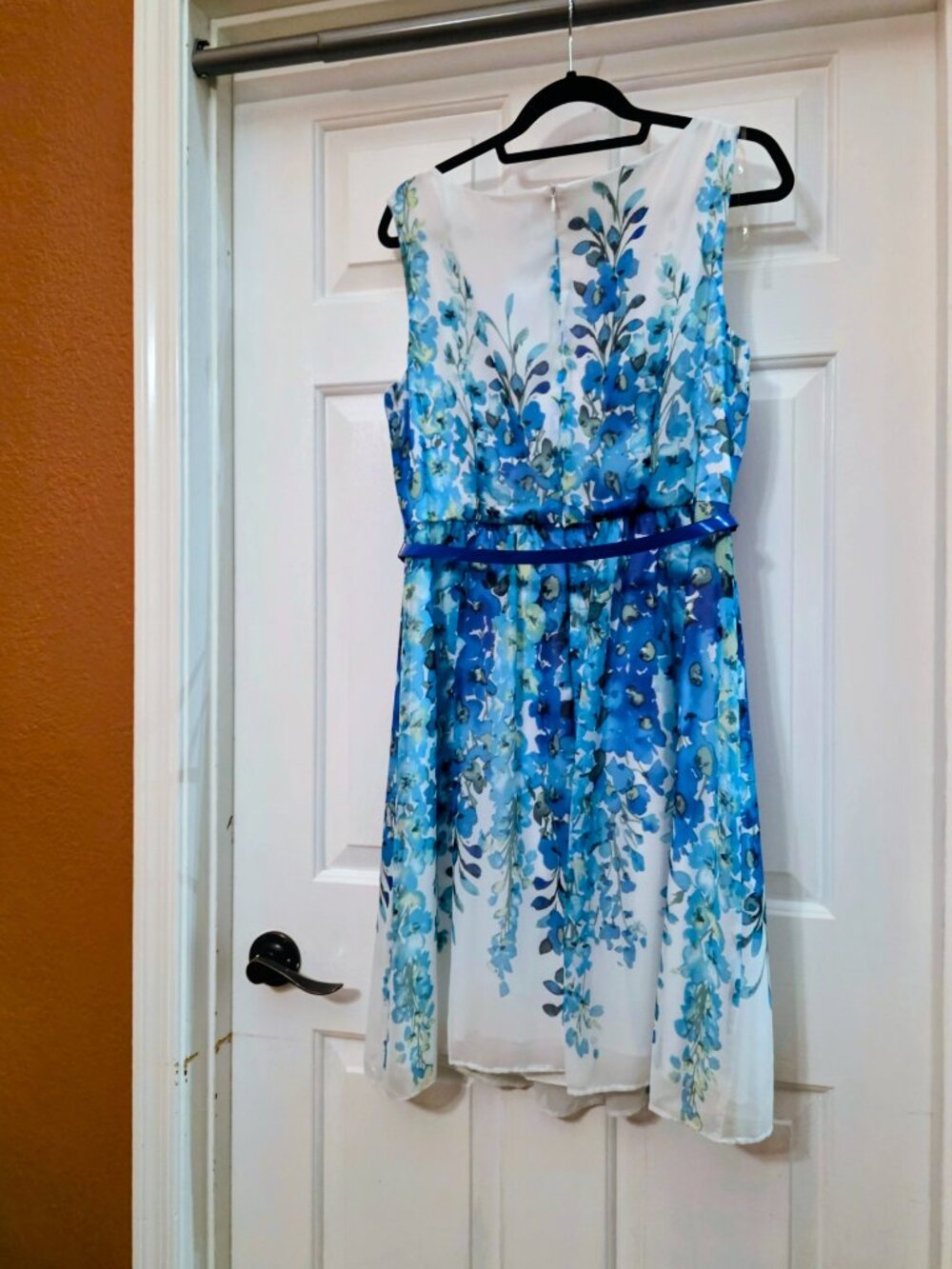 Blue Floral Sleeveless A-Line Pleated Dress with Belt